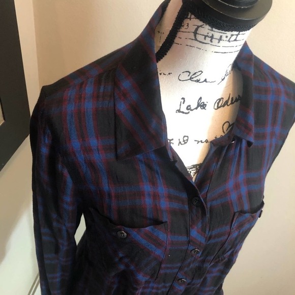 Cabi Moody Check Plaid Peplum Shirt Blue Black Size Medium Button Down casual - Picture 3 of 14